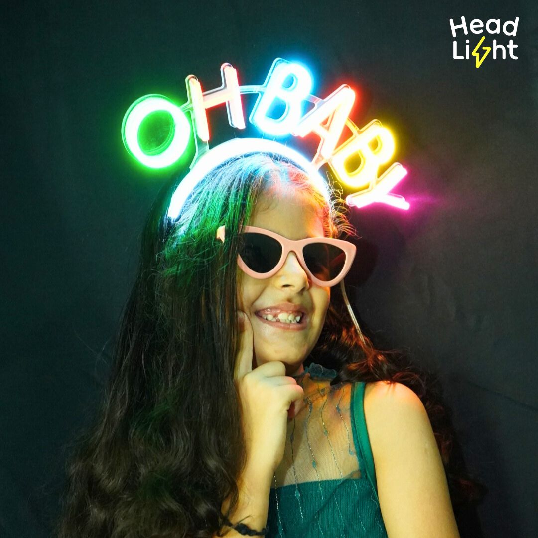 How to Style Your Room with Neon Lights Like an Interior Designer