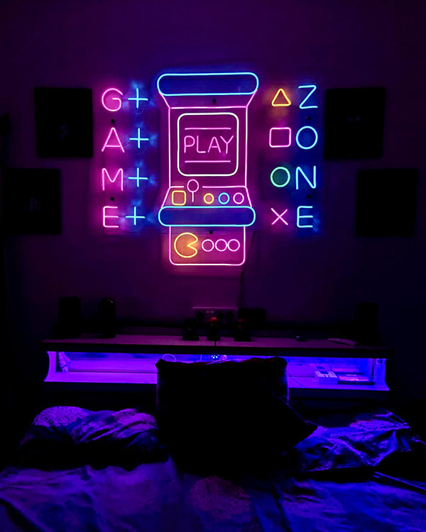 Game Zone - Neon Attack